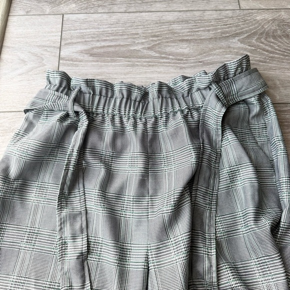 BCBGeneration Woven Tie Waist Pants - Picture 8 of 13